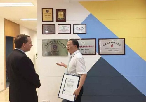 59c0cfa17fa0b.jpg 1.jpg