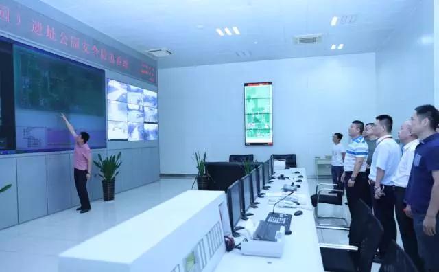 59f1b7901786b.jpg 3.jpg