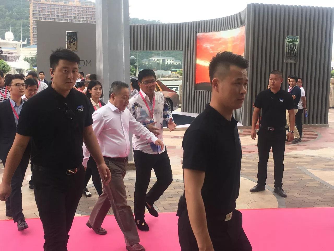 5a30d76b74174.jpg 3.jpg