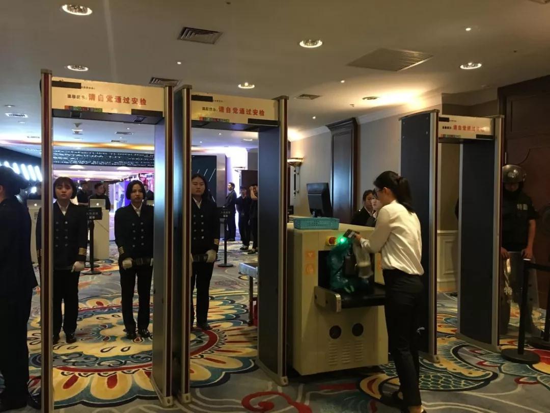 5b0ba4f99eb24.jpg 2.jpg